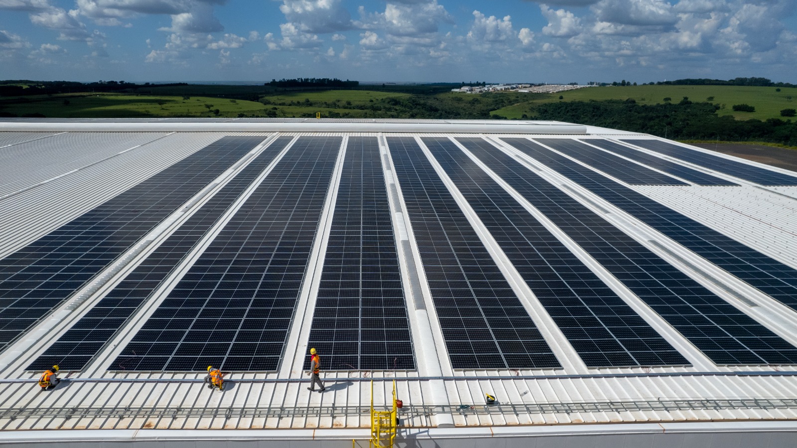 Como Instalar Energia Solar em Grandes Empresas